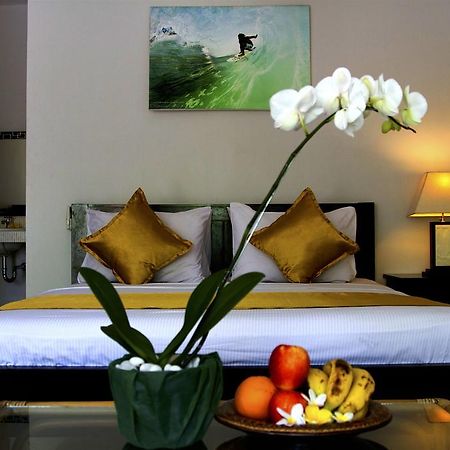 Ropik & Alik Home Stay أُلُواتو المظهر الخارجي الصورة