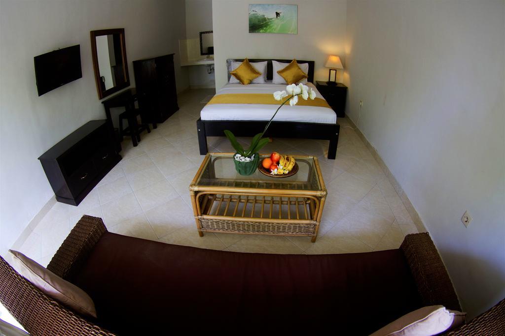 Ropik & Alik Home Stay أُلُواتو المظهر الخارجي الصورة