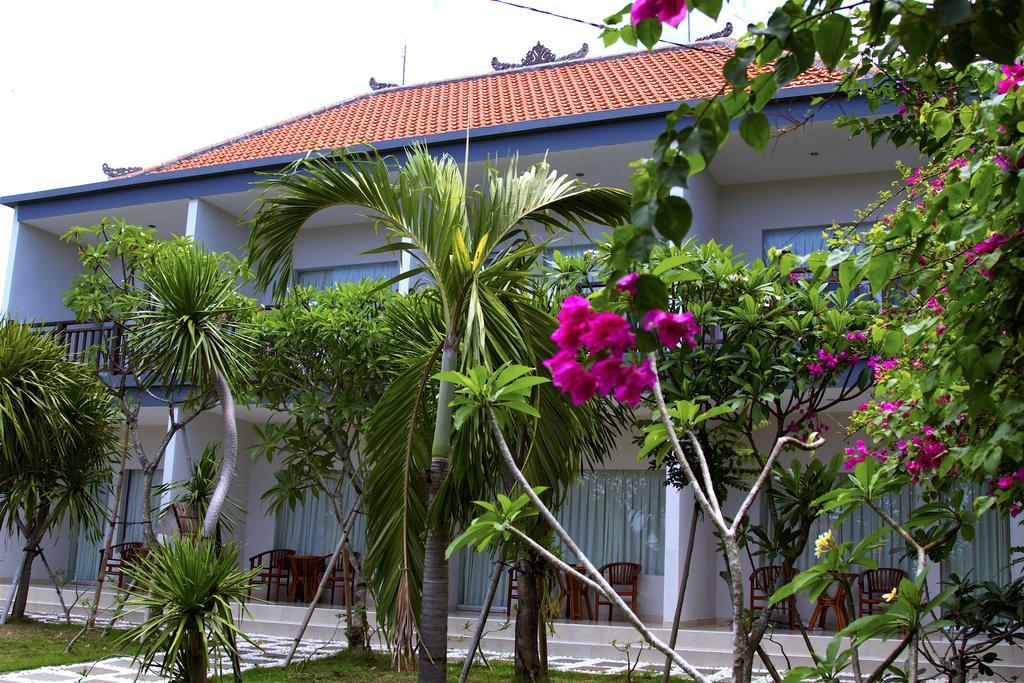 Ropik & Alik Home Stay أُلُواتو المظهر الخارجي الصورة